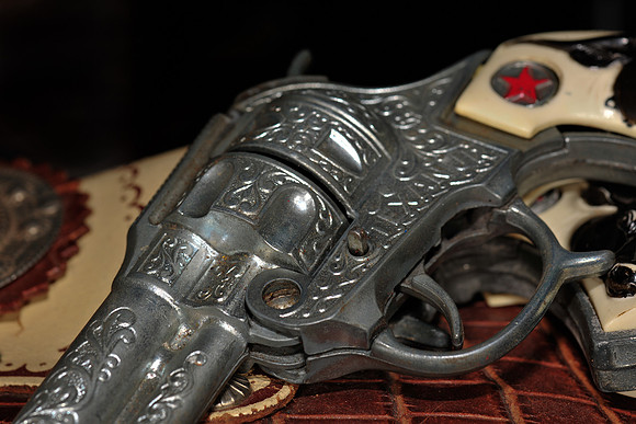 Six Shooter