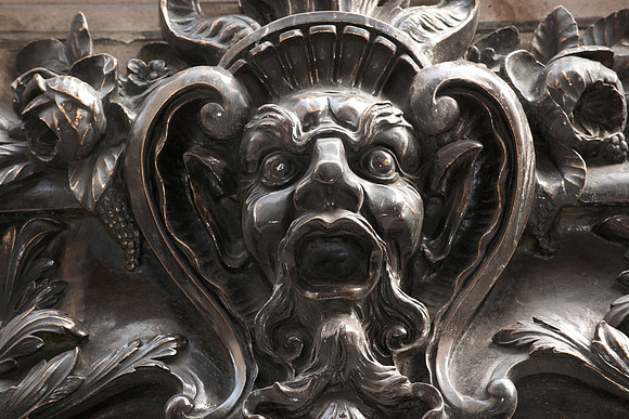 Grotesque Helmsley Building NYC